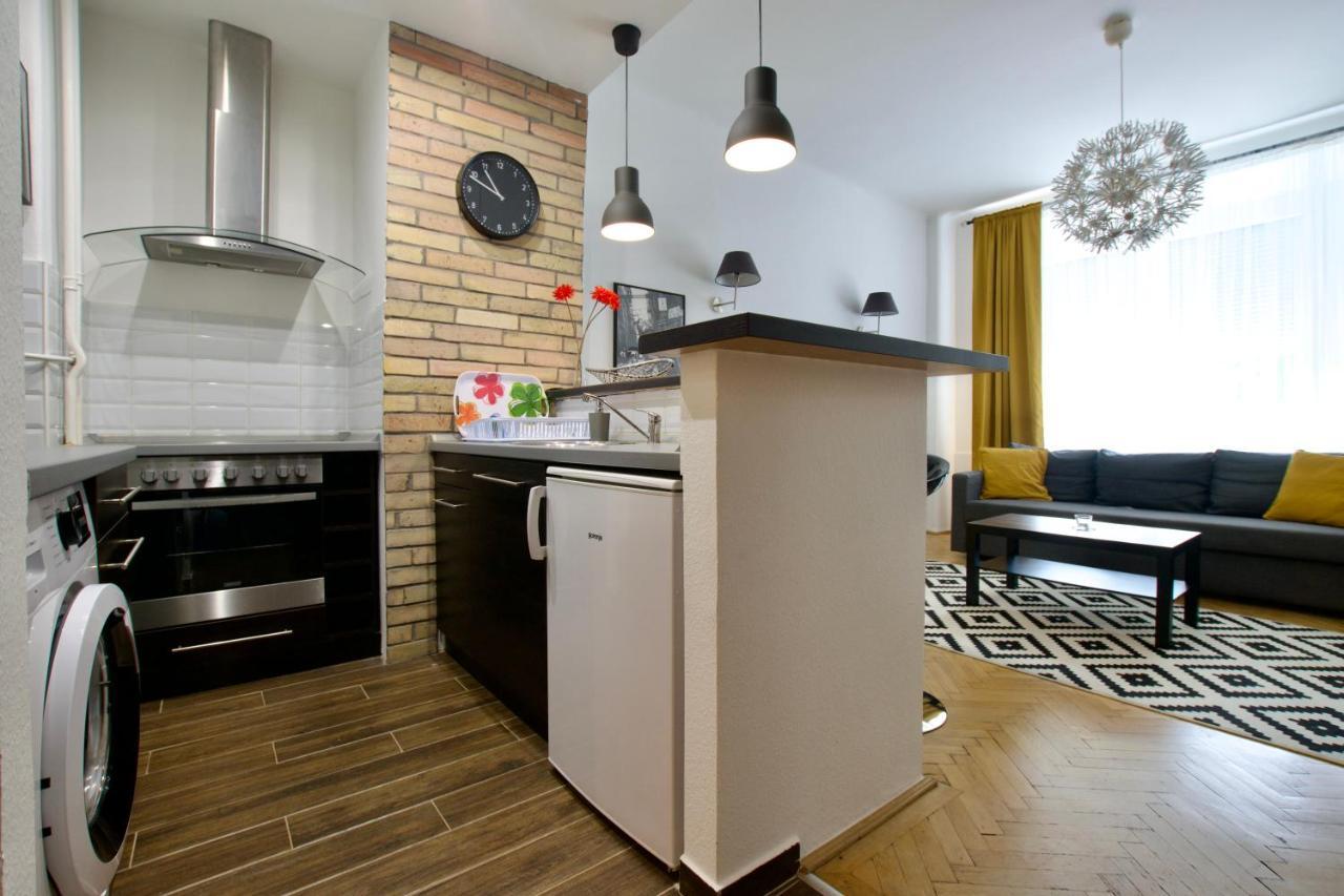 Standard Apartment By Hi5 - Center Of City Center บูดาเปสต์ ภายนอก รูปภาพ