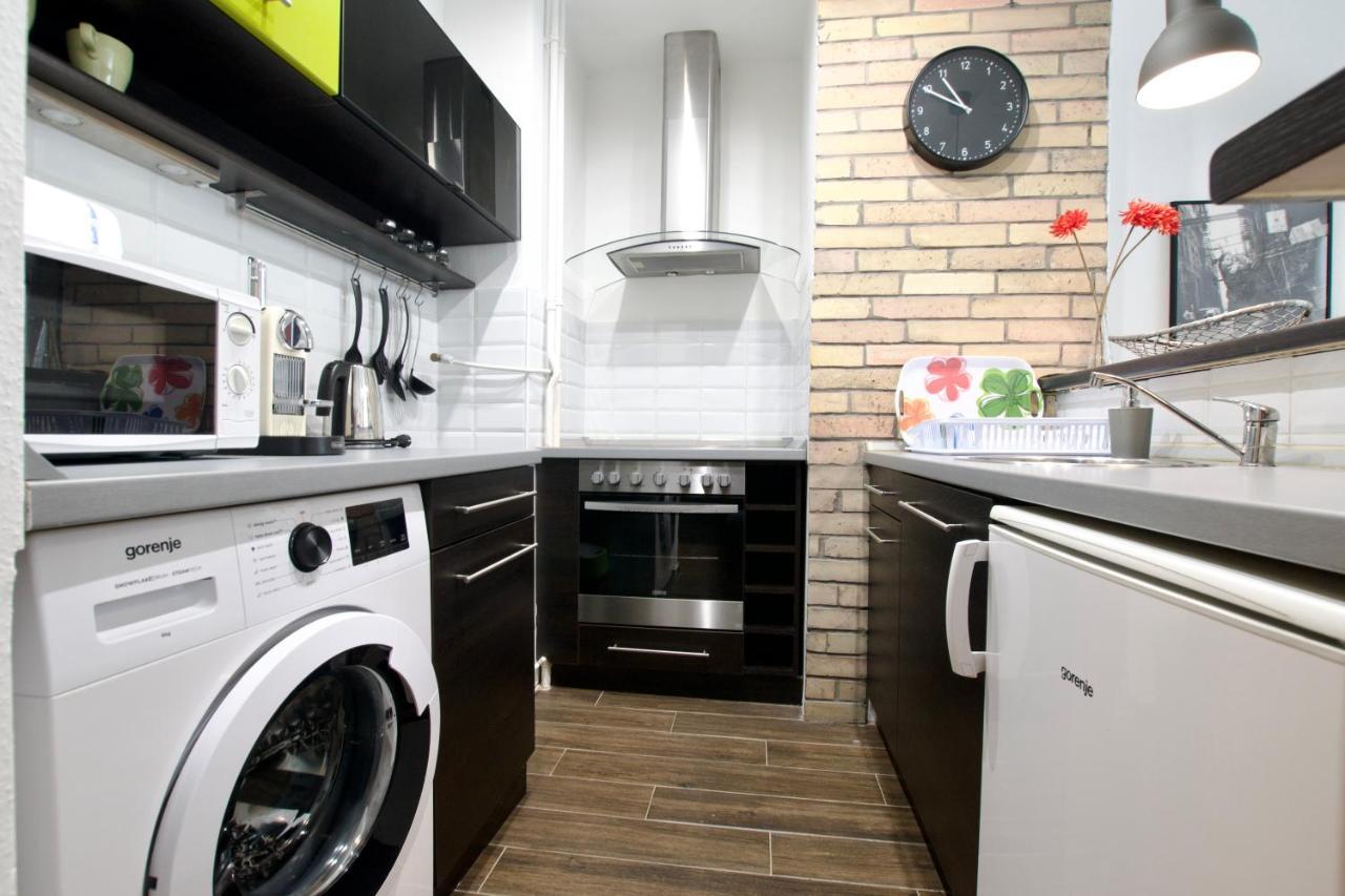 Standard Apartment By Hi5 - Center Of City Center บูดาเปสต์ ภายนอก รูปภาพ